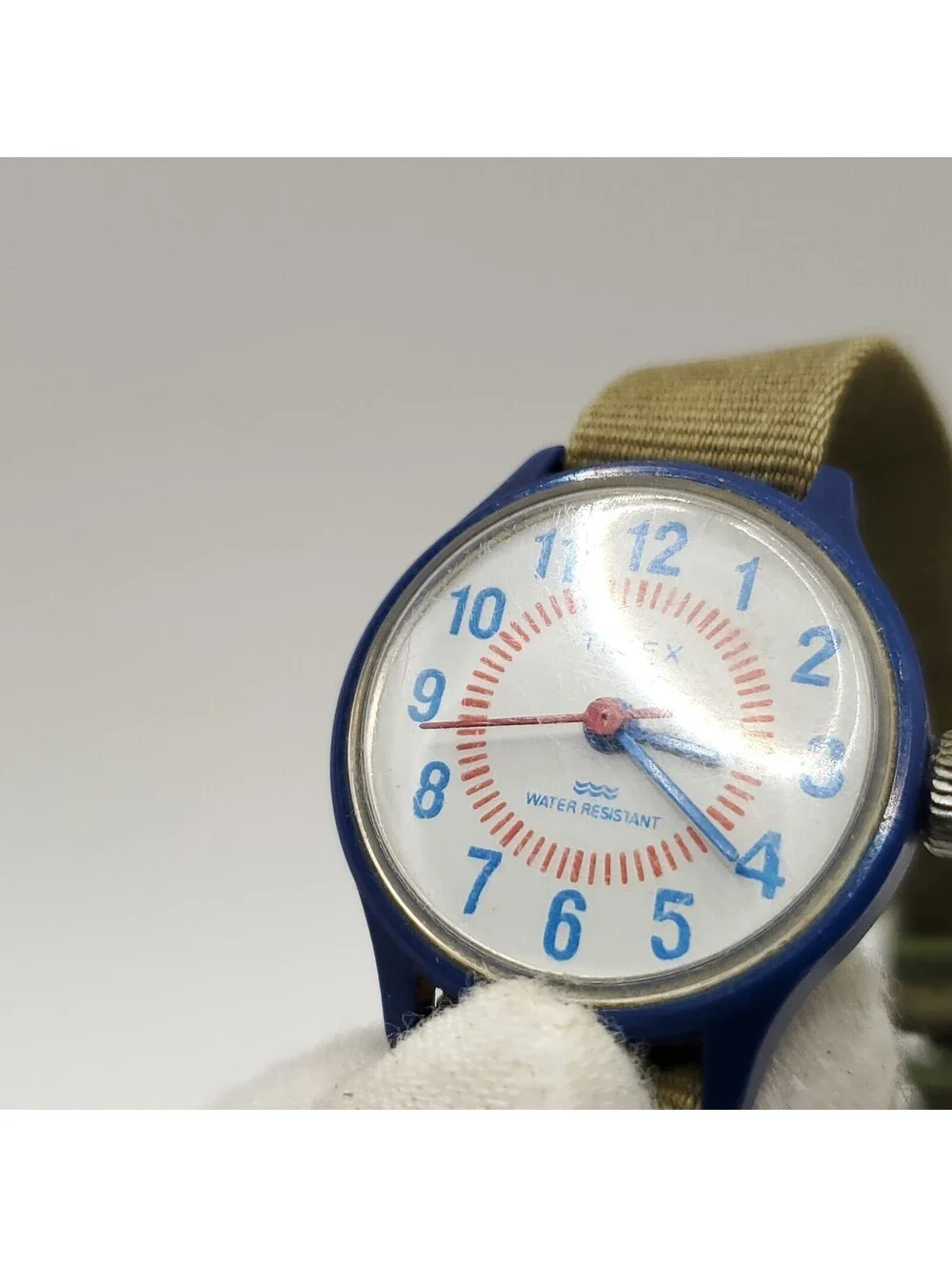 Vintage Timex Kids Mechanical Blue Watch 25mm Running